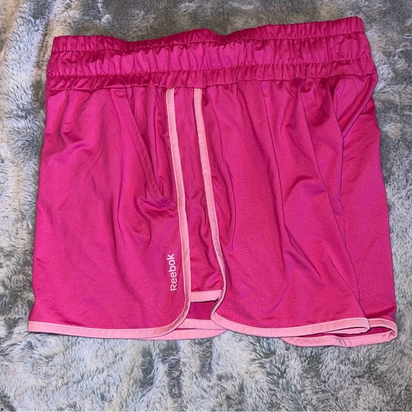 Pink Reebok Running Shorts w/ Pockets Size Medium - Picture 9 of 9